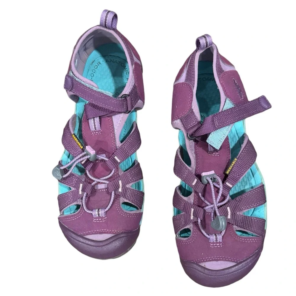 Keen Seacamp II CNX Sandal Purple and Blue, size 6